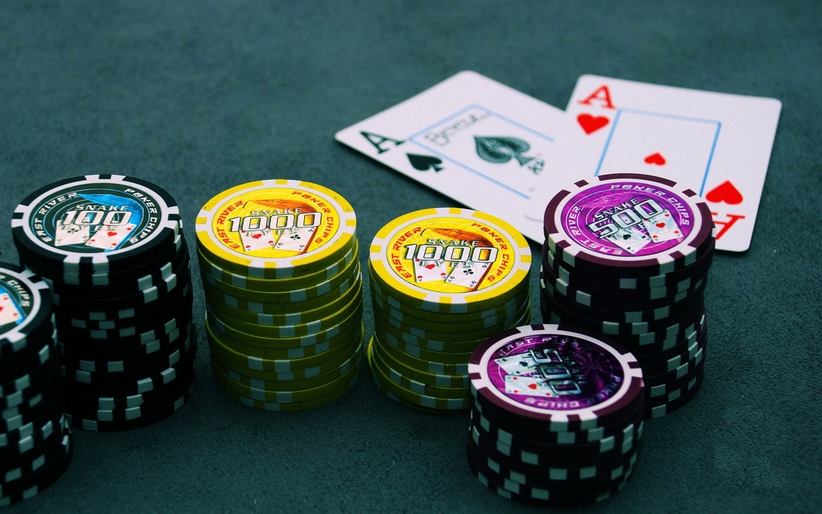 BlackJack 21 Classic کھلاڑیوں کے لیے لائیو کیسینو سیکشن